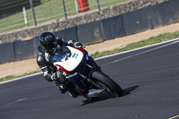 brands-hatch-photographs;brands-no-limits-trackday;cadwell-trackday-photographs;enduro-digital-images;event-digital-images;eventdigitalimages;no-limits-trackdays;peter-wileman-photography;racing-digital-images;trackday-digital-images;trackday-photos
